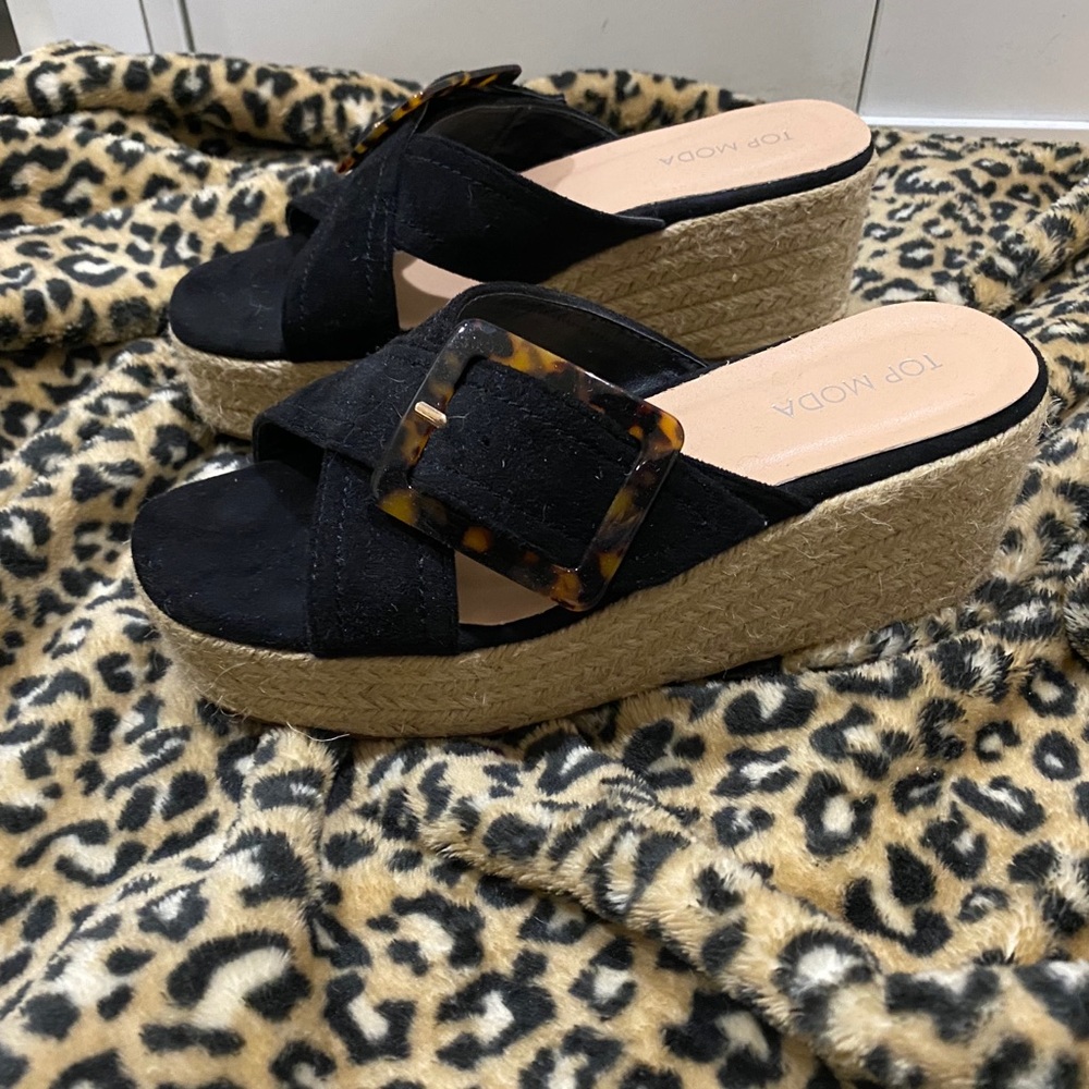Platform espadrille sandals